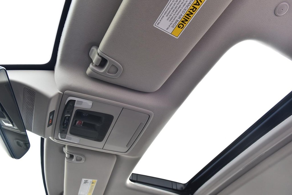 Honda Accord Hybrid Vehicle Image 23