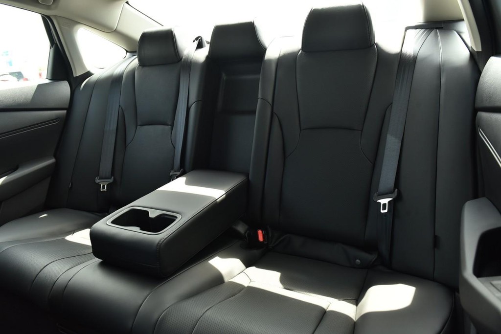 Honda Accord Hybrid Vehicle Image 24