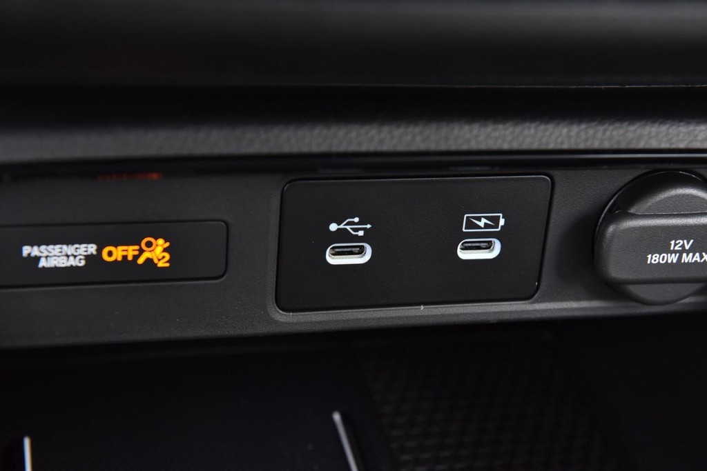 Honda CR-V Vehicle Image 15