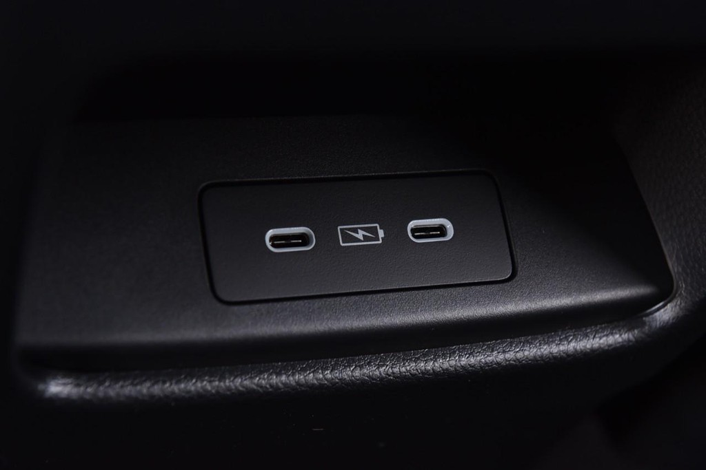 Honda CR-V Vehicle Image 25