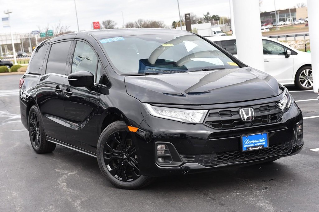 Honda Odyssey Vehicle Full-screen Gallery Image 2