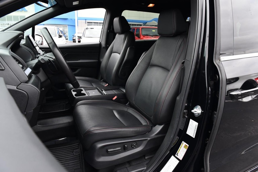 Honda Odyssey Vehicle Full-screen Gallery Image 21
