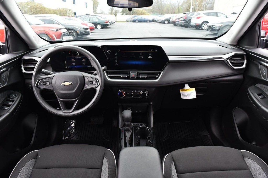 Chevrolet TrailBlazer Vehicle Image 07