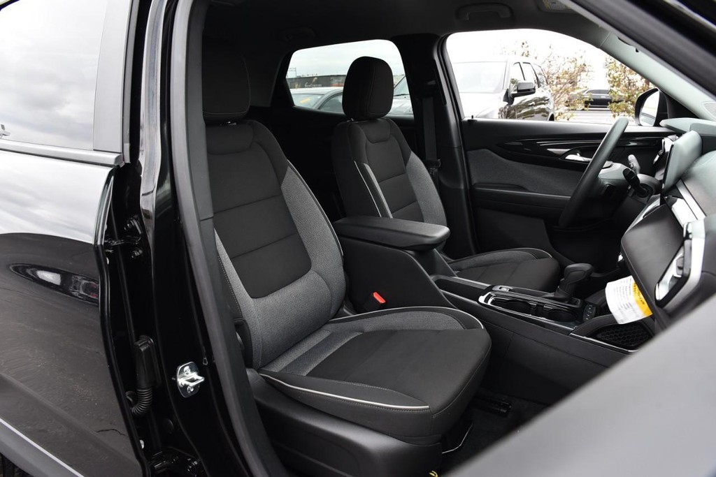 Chevrolet TrailBlazer Vehicle Image 20