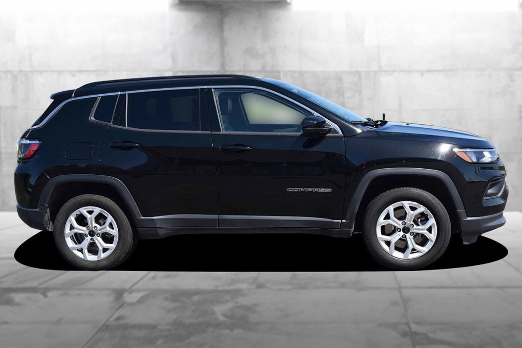 Jeep Compass Vehicle Image 05