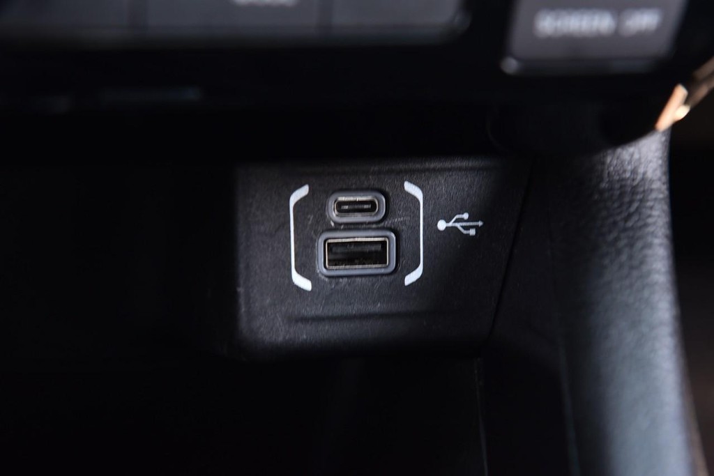 Jeep Compass Vehicle Image 17
