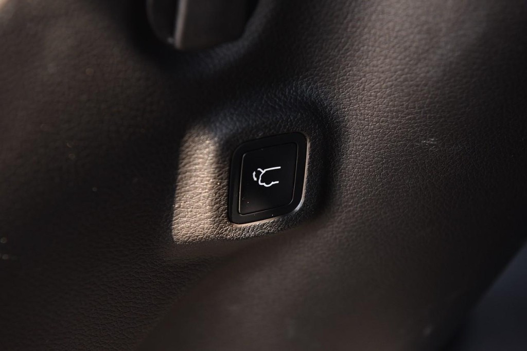 Jeep Compass Vehicle Image 27
