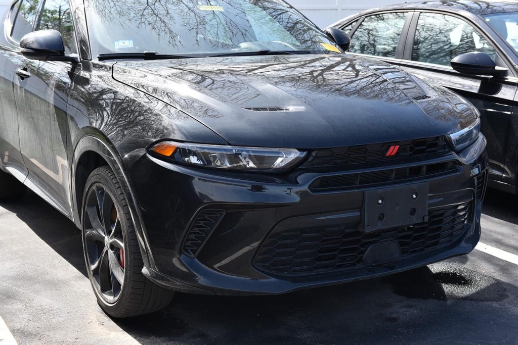 Dodge Hornet Vehicle Full-screen Gallery Image 2