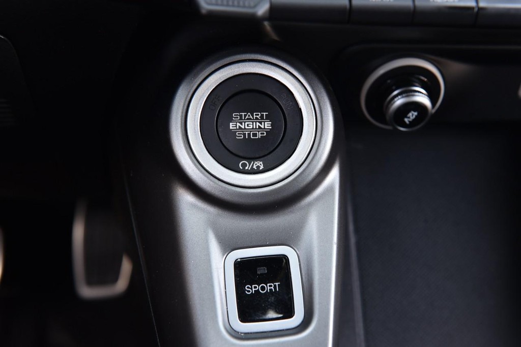 Dodge Hornet Vehicle Full-screen Gallery Image 16