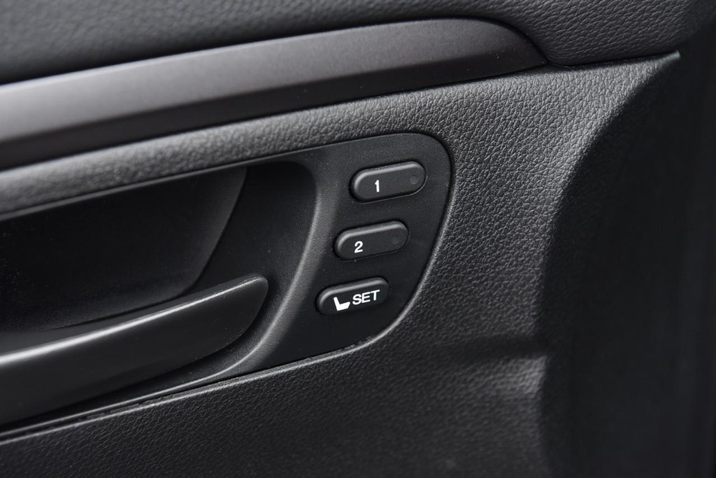 Honda Passport Vehicle Image 10