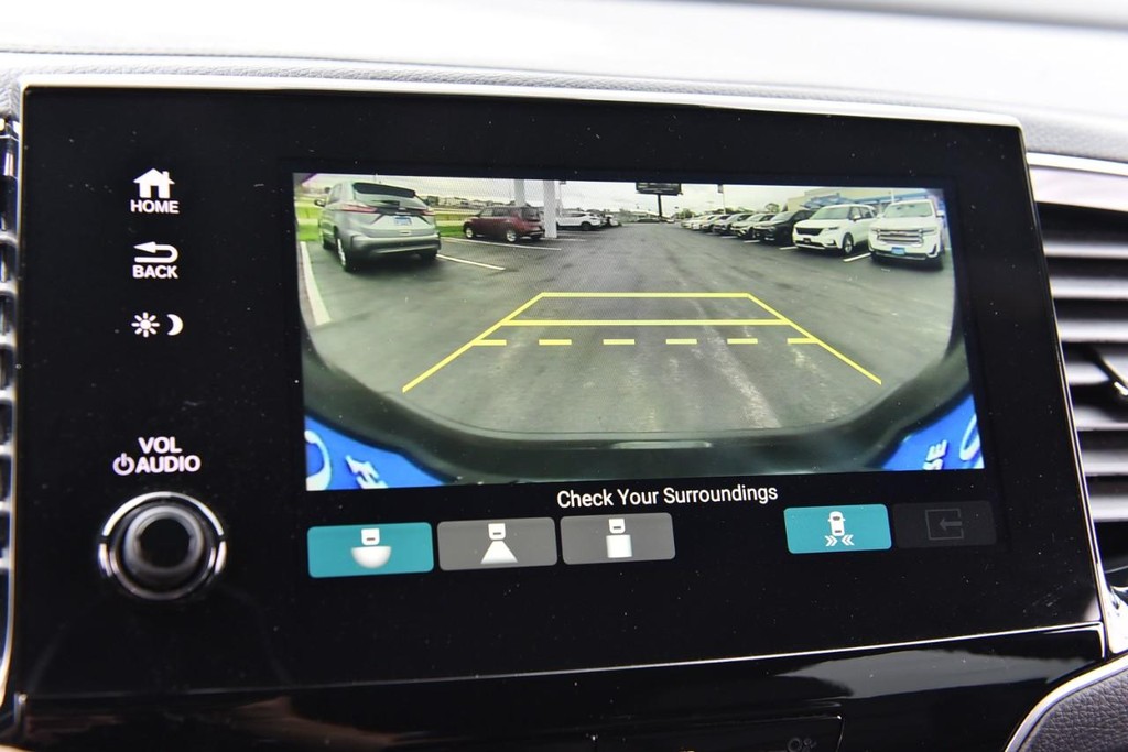 Honda Passport Vehicle Image 14