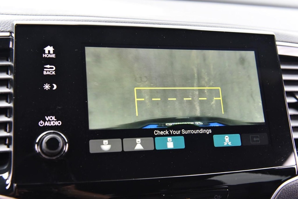 Honda Passport Vehicle Image 15