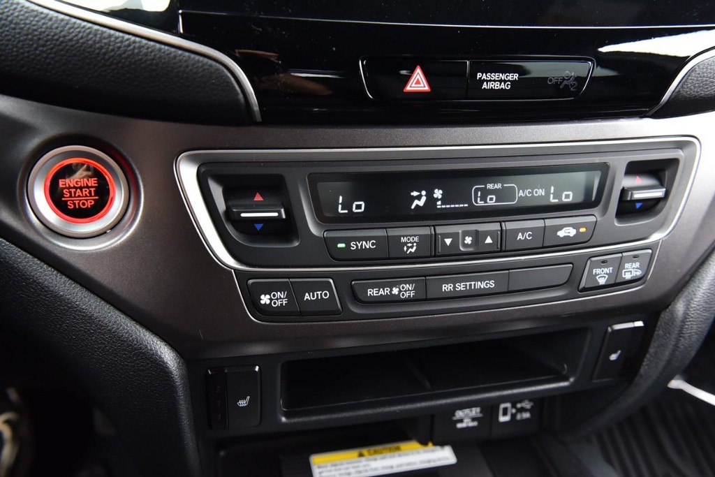 Honda Passport Vehicle Image 17