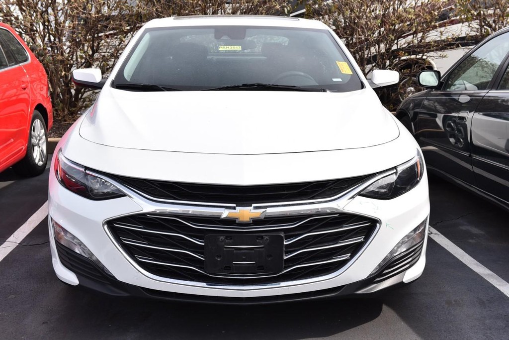 Chevrolet Malibu Vehicle Image 03