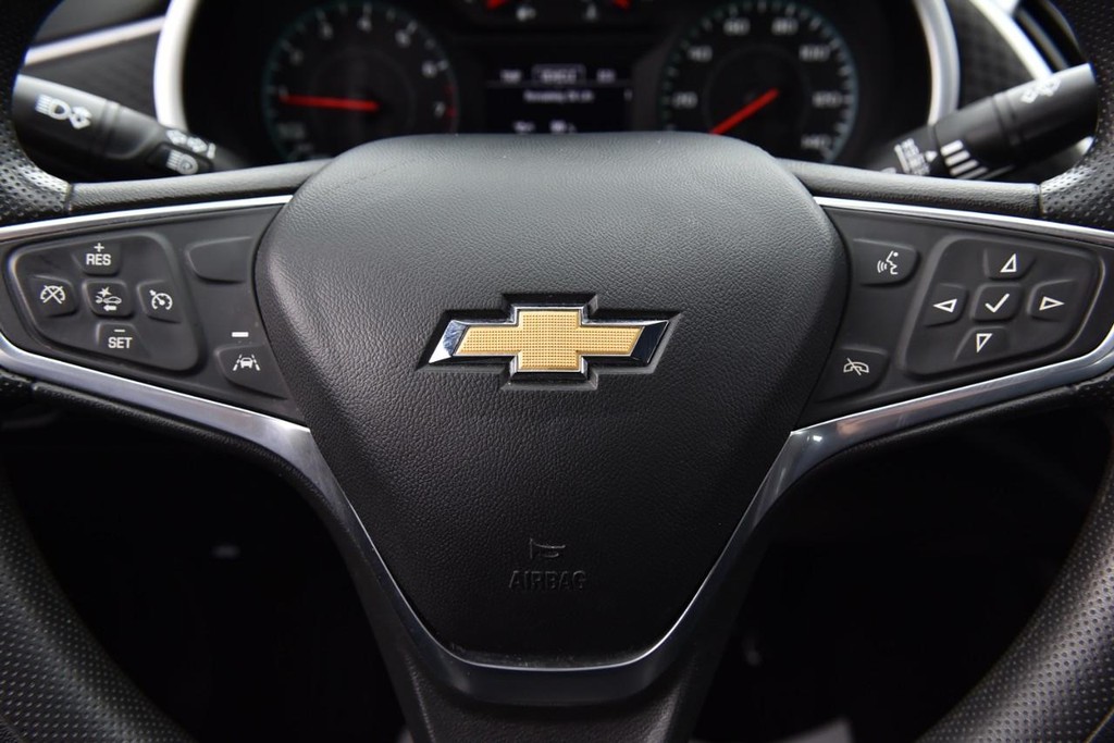 Chevrolet Malibu Vehicle Full-screen Gallery Image 16