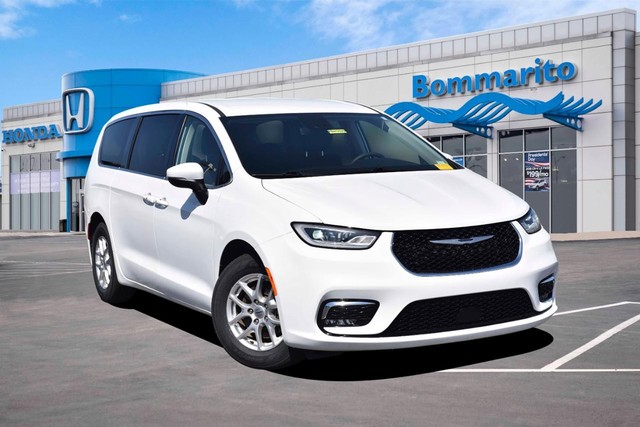 Hazelwood MO 2023 Chrysler Pacifica more details - chrysler pacifica