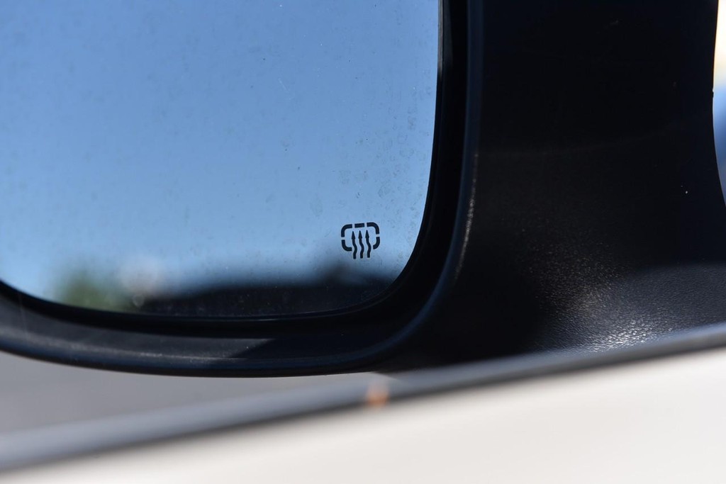 Chrysler Voyager Vehicle Image 09