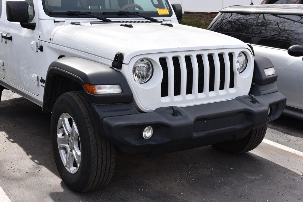 Jeep Wrangler Vehicle Image 02