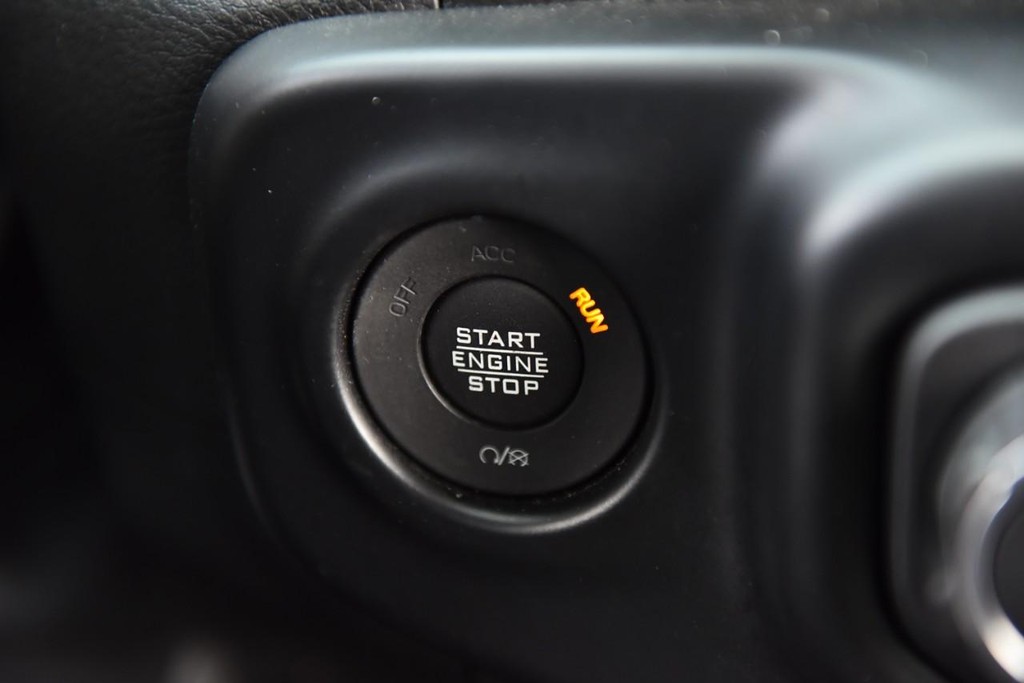 Jeep Wrangler Vehicle Image 17