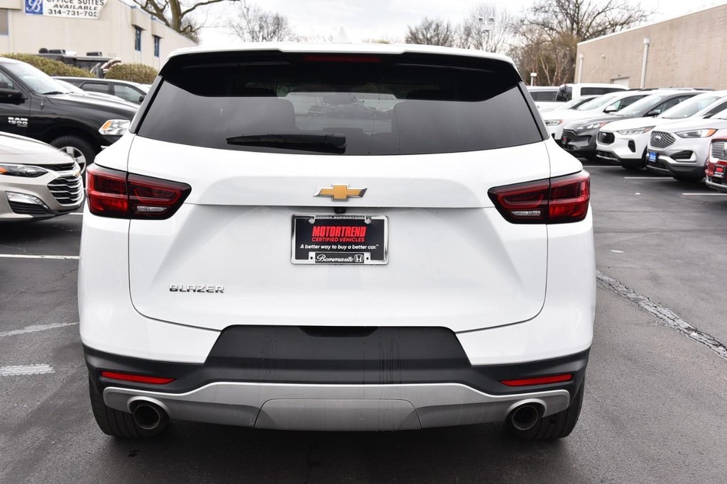 Chevrolet Blazer Vehicle Full-screen Gallery Image 06