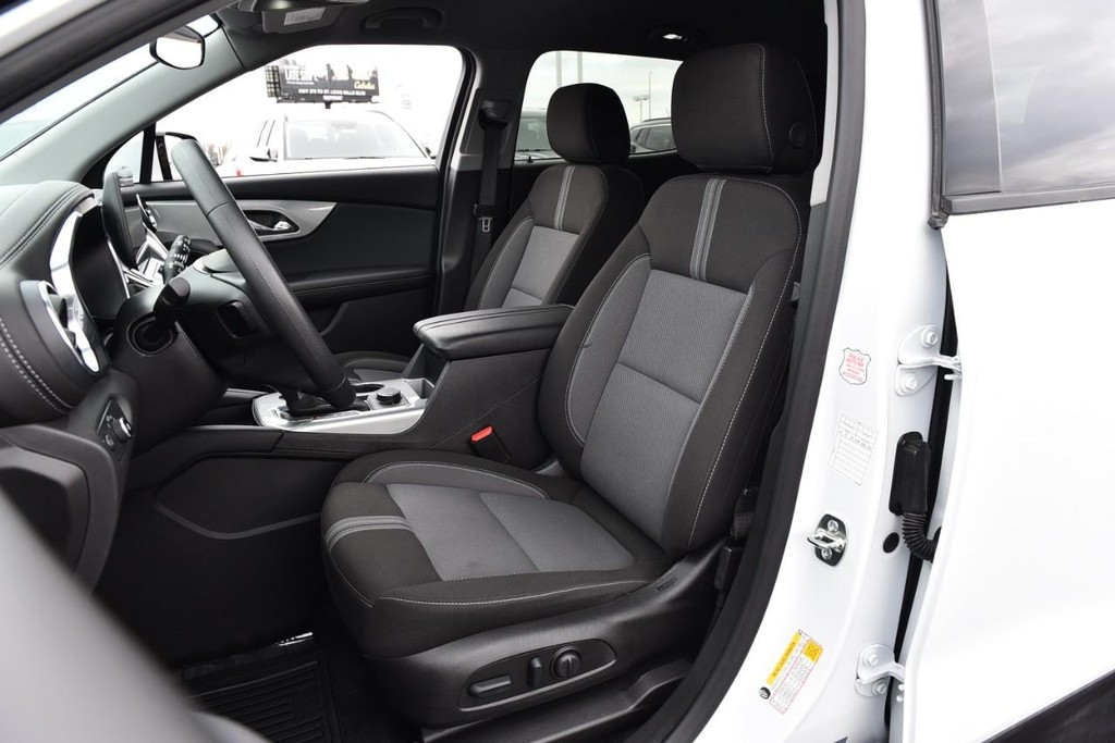 Chevrolet Blazer Vehicle Full-screen Gallery Image 18