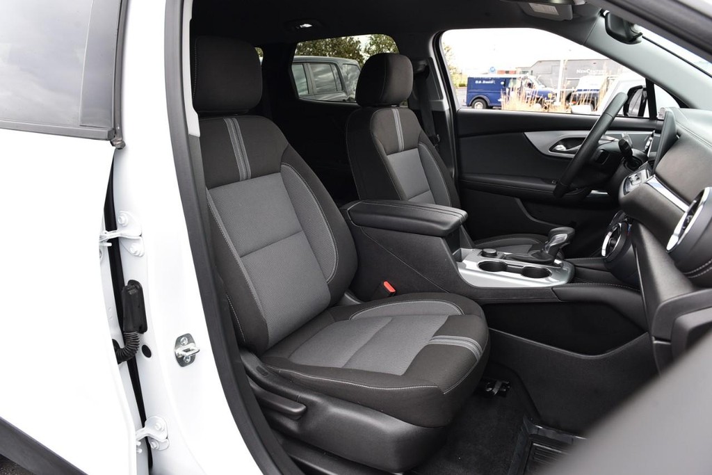 Chevrolet Blazer Vehicle Full-screen Gallery Image 19