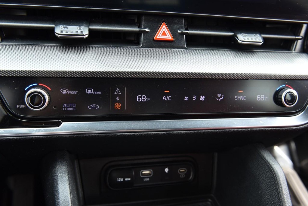 Kia Sportage Vehicle Image 17