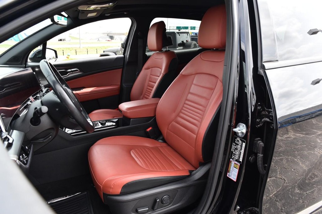 Kia Sportage Vehicle Image 23
