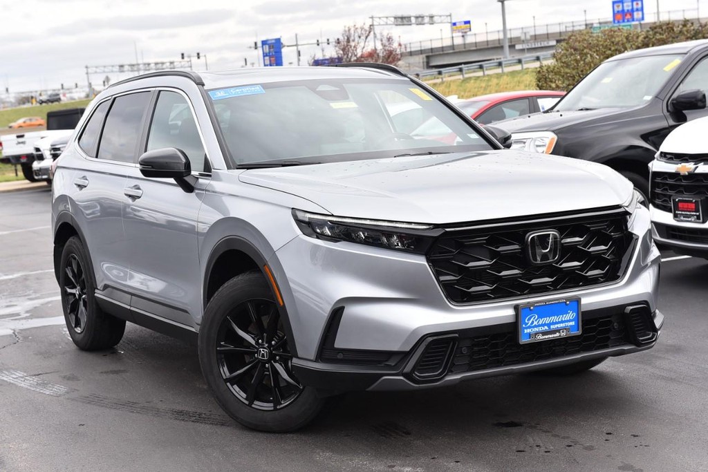 Honda CR-V Hybrid Vehicle Full-screen Gallery Image 2