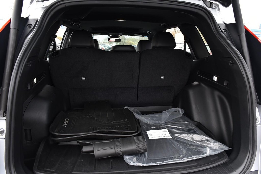 Honda CR-V Hybrid Vehicle Full-screen Gallery Image 28