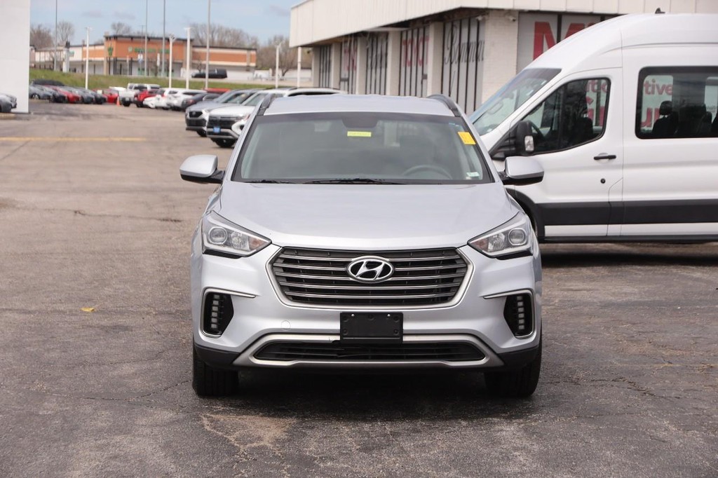 Hyundai Santa Fe XL Vehicle Image 04