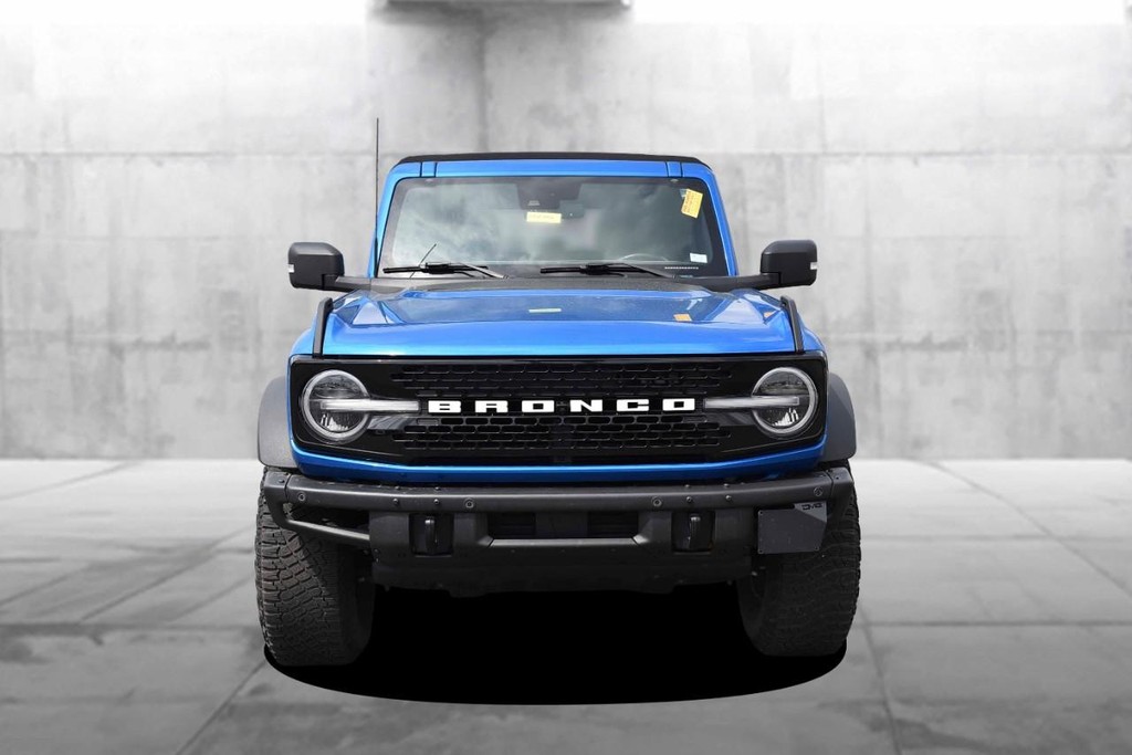 Ford Bronco Vehicle Image 04