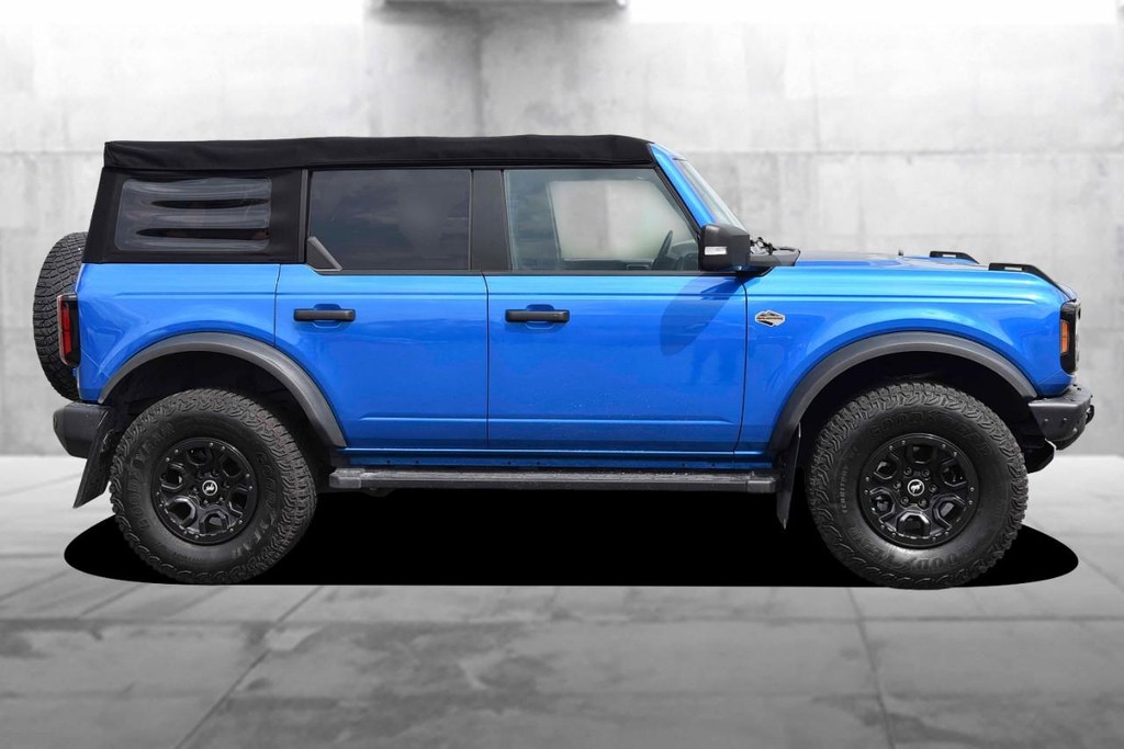 Ford Bronco Vehicle Image 05