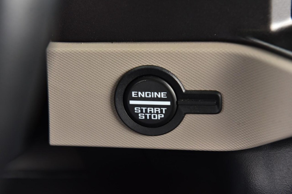 Ford Bronco Vehicle Image 17