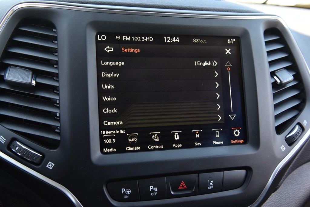Jeep Cherokee Vehicle Image 14