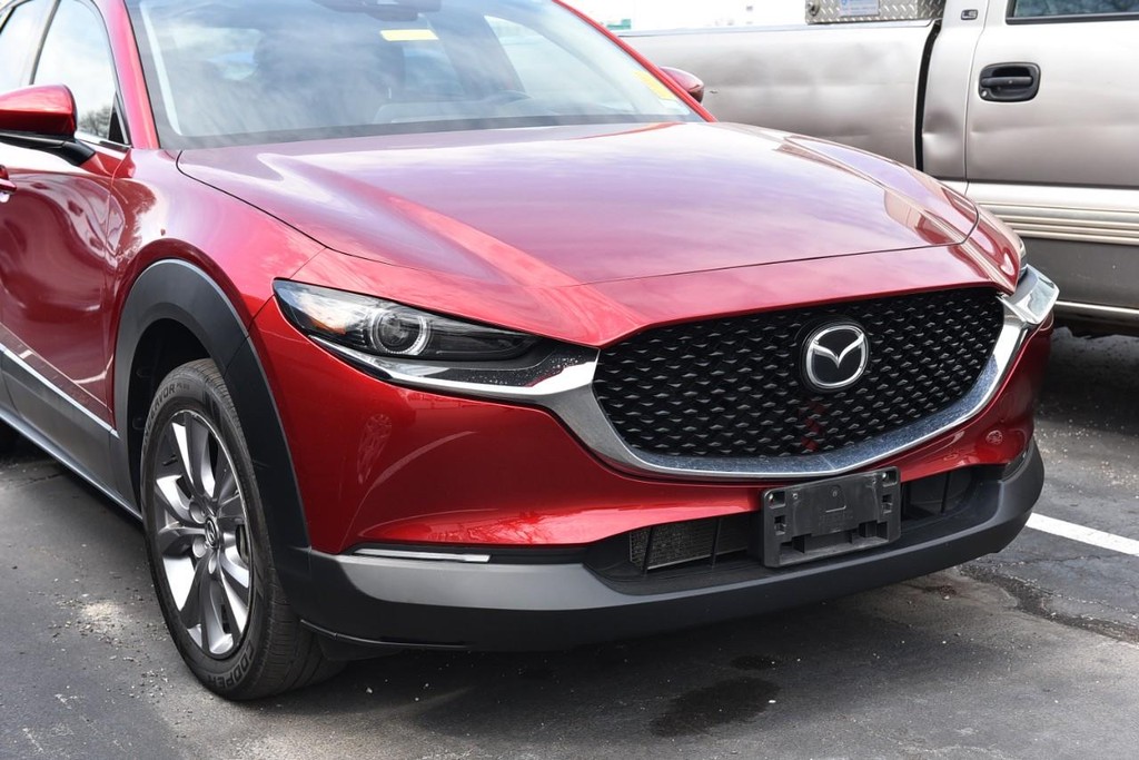 Mazda CX-30 Vehicle Full-screen Gallery Image 2