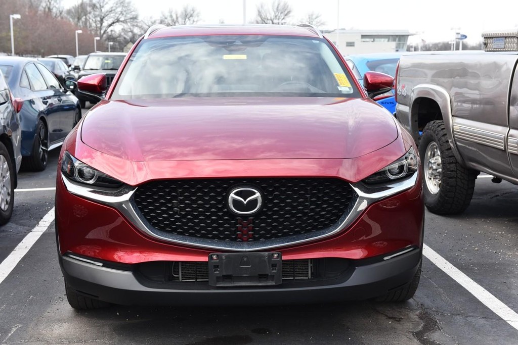 Mazda CX-30 Vehicle Full-screen Gallery Image 3