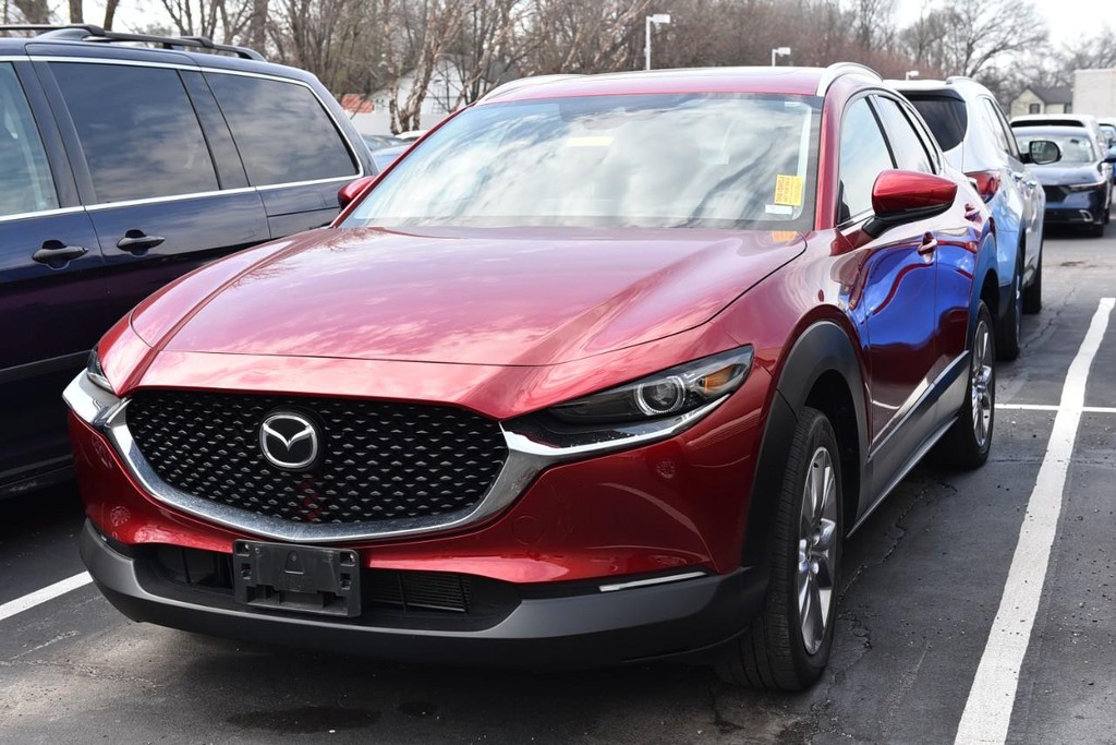 Mazda CX-30 Vehicle Full-screen Gallery Image 4