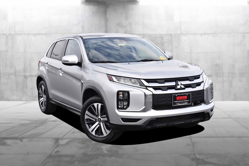Mitsubishi Outlander Sport Vehicle Image 02