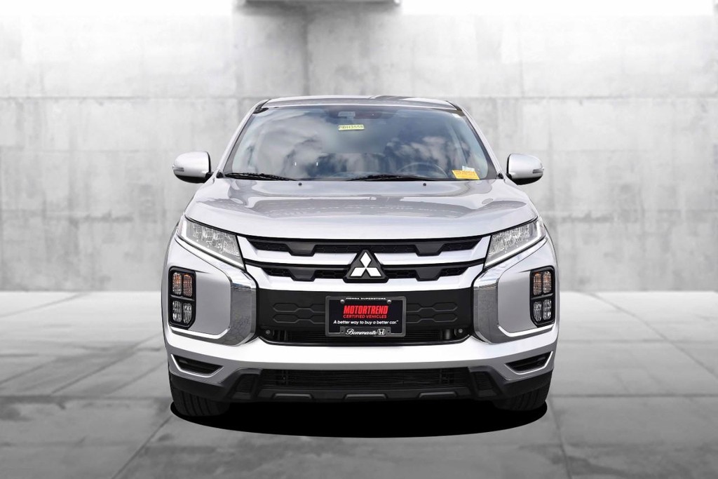 Mitsubishi Outlander Sport Vehicle Image 04