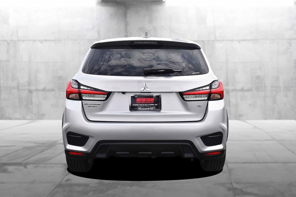 Mitsubishi Outlander Sport Vehicle Image 06