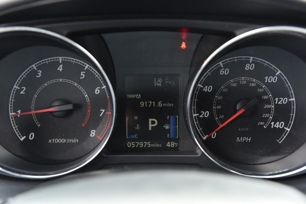 Mitsubishi Outlander Sport Vehicle Image 11