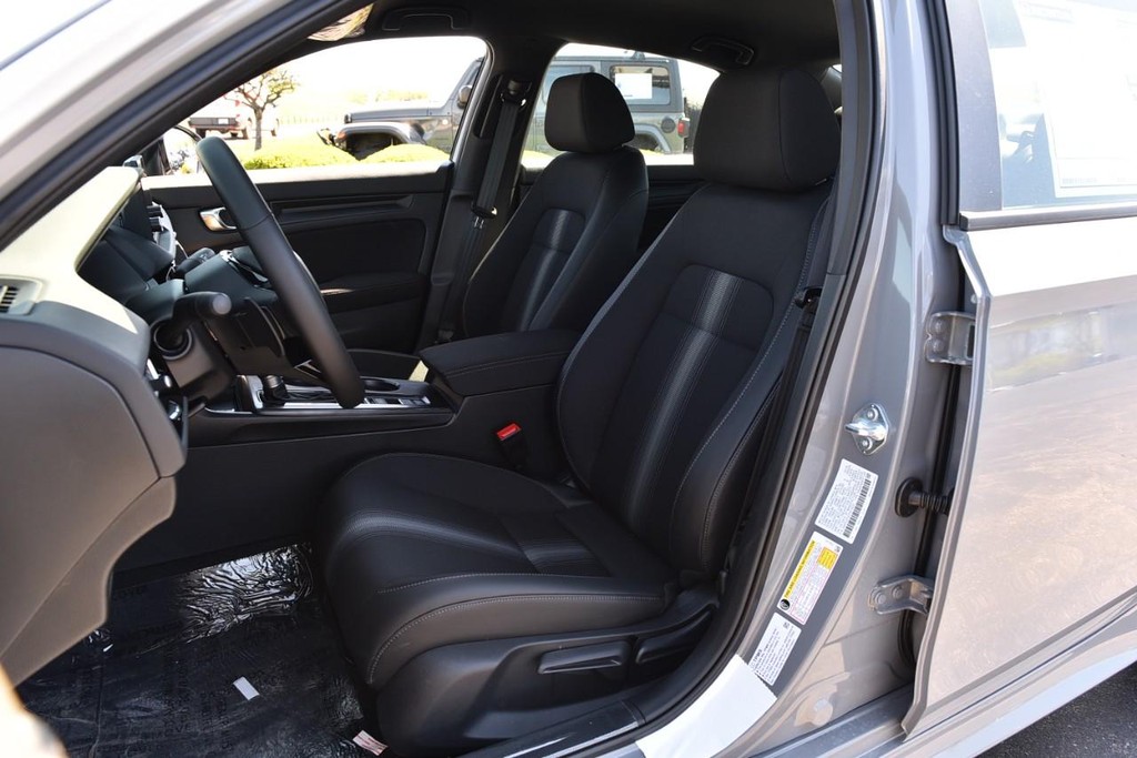 Honda Civic Sedan Vehicle Image 21