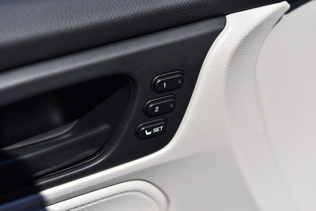 Honda Odyssey Vehicle Image 09