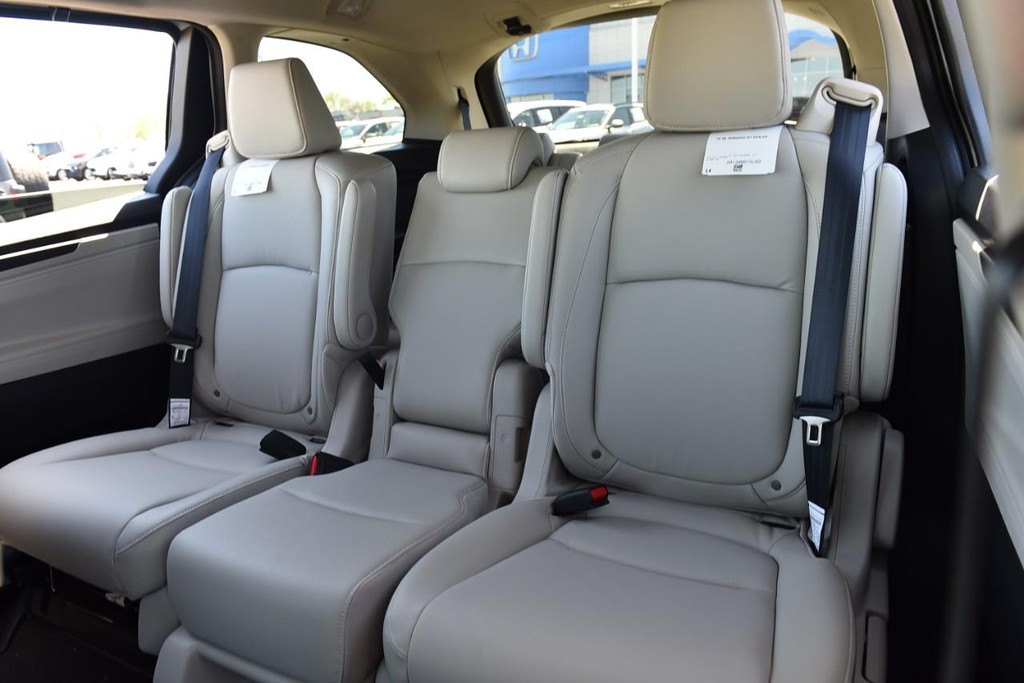 Honda Odyssey Vehicle Image 25