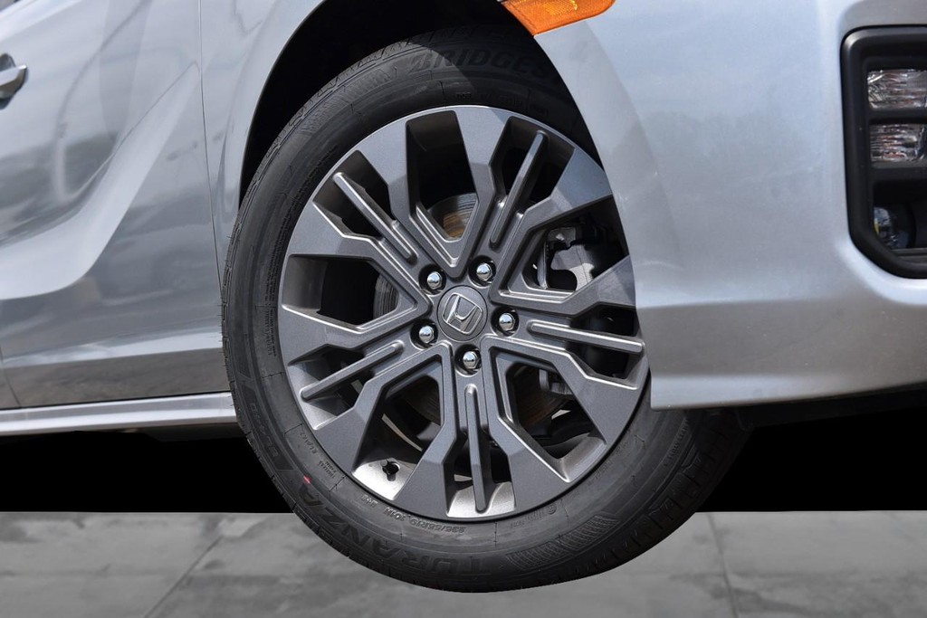 Honda Odyssey Vehicle Image 03