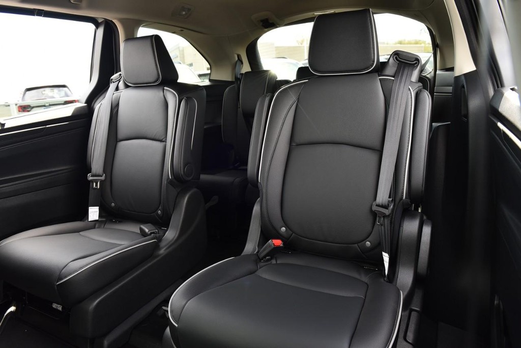 Honda Odyssey Vehicle Image 24