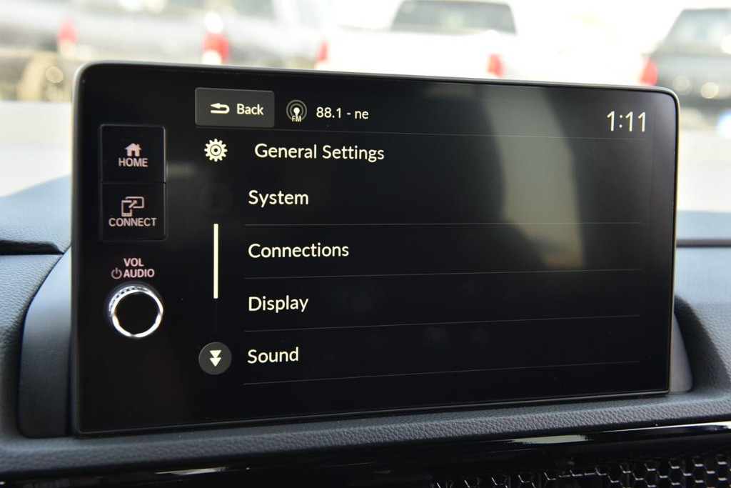 Honda CR-V Vehicle Image 15