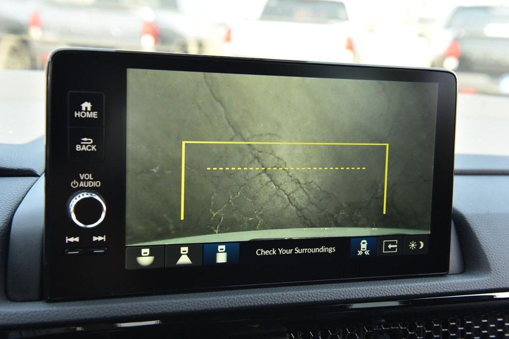 Honda CR-V Hybrid Vehicle Image 14