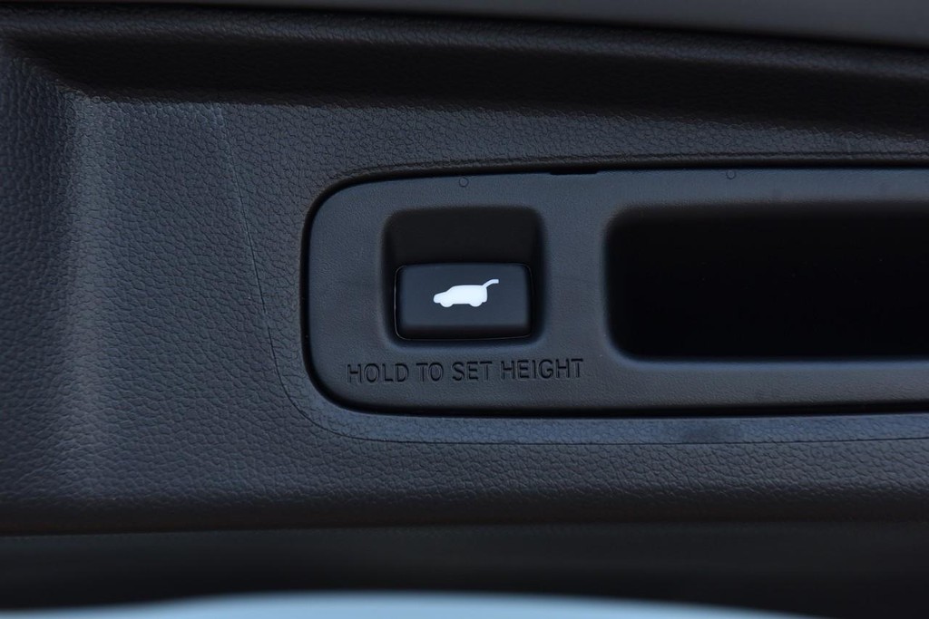 Honda CR-V Hybrid Vehicle Image 29